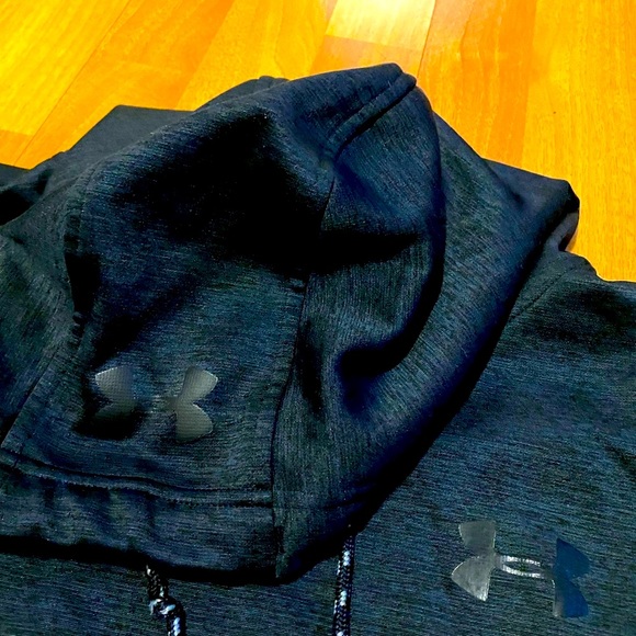 Under Armour hoodie - Picture 3 of 4